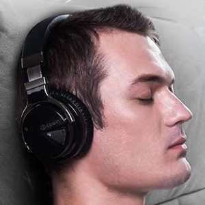 Lee más sobre el artículo ¿Qué Auriculares son Mejores para el Oído?