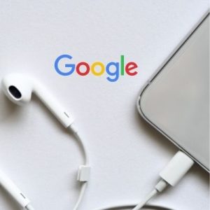 Lee más sobre el artículo Cuando conecto los auriculares se abre Google, ¿por qué?