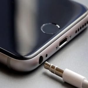 Lee más sobre el artículo ¿Por qué los auriculares no entran en mi móvil?